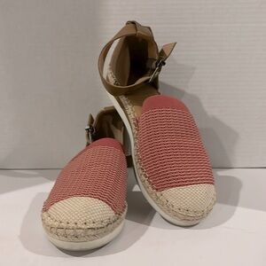 Crown Vintage Rose and Cream Bonire Ankle Strap Espadrilles - Size 8